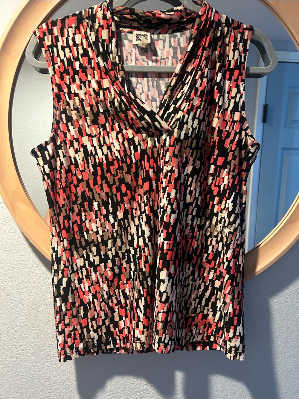 Anne Klein Sleeveless V-Neck Tank in Black, Coral & Cream